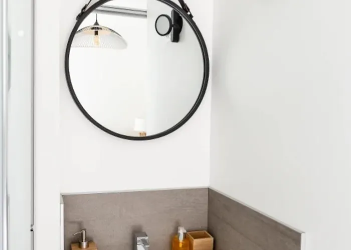 Le Vannier Private Garage Balcony 2 Guests *